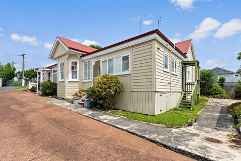Photo of property in 22 Lloyd Avenue, Mount Albert, Auckland, 1025