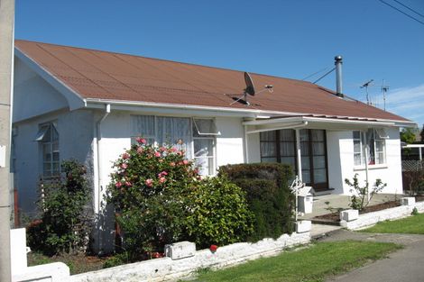 Photo of property in 1/17 Parkers Road, Tahunanui, Nelson, 7011