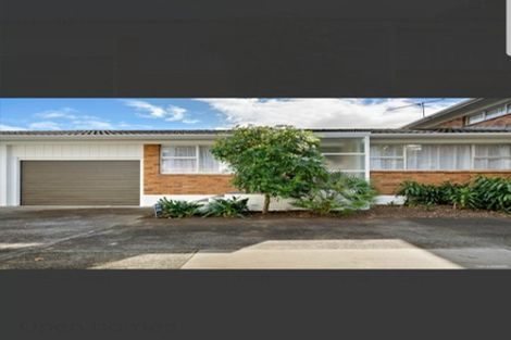 Photo of property in 2/5 Prictor Street, Papakura, 2110