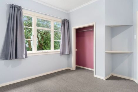 Photo of property in 42 Wyndham Street, Carterton, 5713