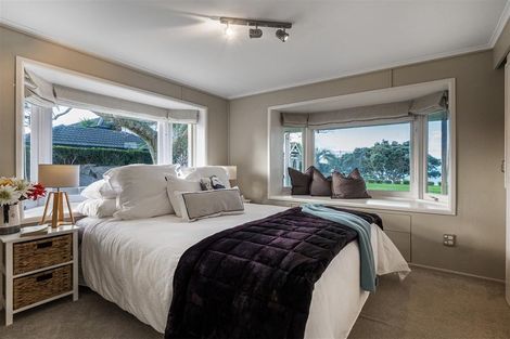 Photo of property in 136 Clovelly Road, Bucklands Beach, Auckland, 2012