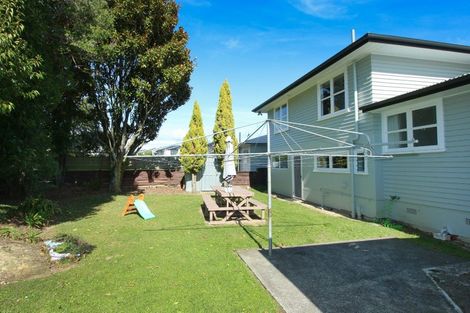 Photo of property in 14 Viscount Place, West End, Palmerston North, 4412