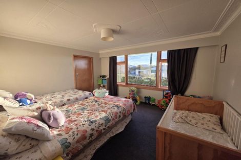 Photo of property in 20 Arrow Crescent, Holmes Hill, Oamaru, 9401
