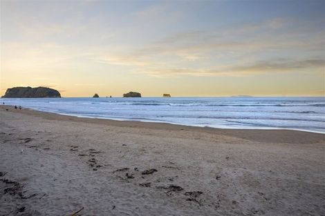 Photo of property in 100 Tangaroa Road, Whangamata, 3620