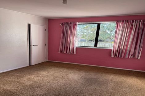 Photo of property in 23 Armada Drive, Ranui, Auckland, 0612