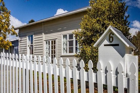 Photo of property in 6 Islington Street, Raetihi, 4632