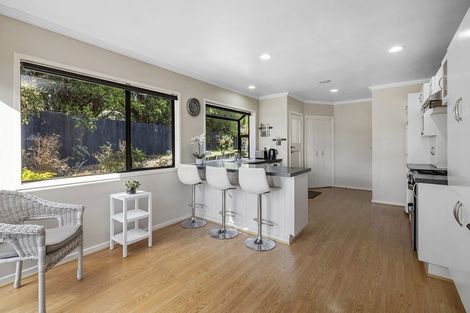 Photo of property in 54 Kahu Road, Paremata, Porirua, 5024