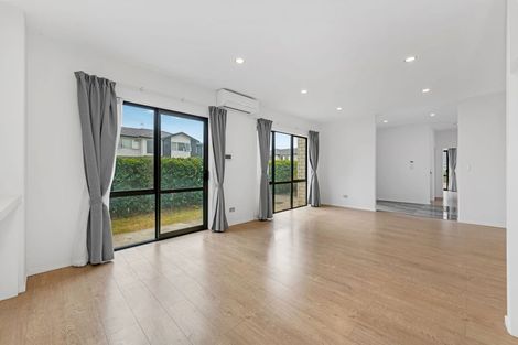 Photo of property in 76 Donegal Park Drive, Flat Bush, Auckland, 2019