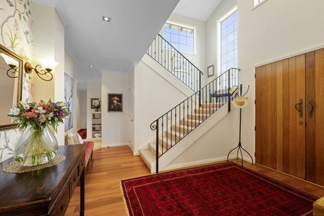 Photo of property in 8b Sampson Avenue, Waiwhakaiho, New Plymouth, 4312