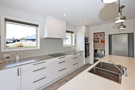 Photo of property in 27 Avoca Drive, Waiareka Junction, Oamaru, 9401