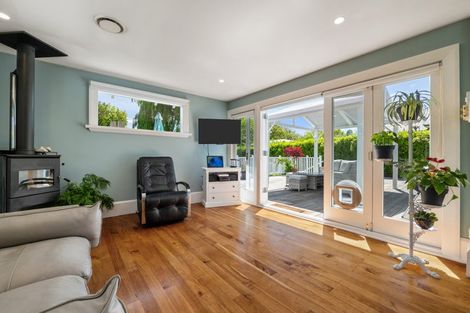 Photo of property in 21 Locarno Street, Opawa, Christchurch, 8023