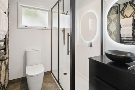 Photo of property in 116 Woodman Drive, Tawa, Wellington, 5028