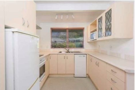 Photo of property in 73 Marine Parade, Seatoun, Wellington, 6022