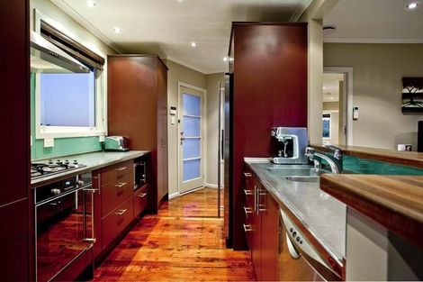 Photo of property in 15a Sycamore Drive, Sunnynook, Auckland, 0620