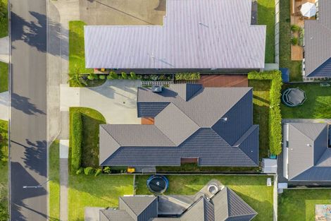 Photo of property in 18 Helen June Avenue, Flagstaff, Hamilton, 3210