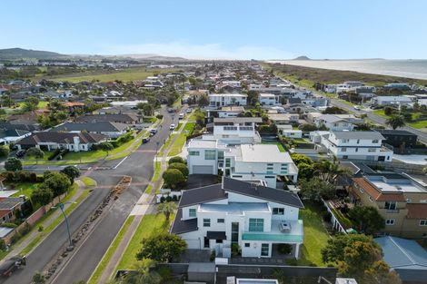 Photo of property in 52 Monticello Key, Papamoa Beach, Papamoa, 3118