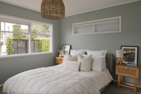 Photo of property in 42b Sherwood Avenue, Te Atatu South, Auckland, 0610