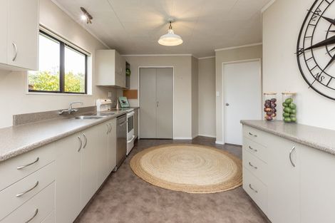 Photo of property in 23 Breadalbane Road, Havelock North, 4130