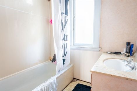 Photo of property in 17 George Street, Waimate, 7924