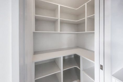 Photo of property in 35 Mehrtens Crescent, Woodend, 7691