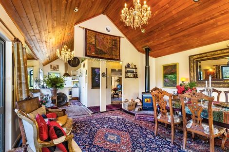 Photo of property in 71 Gillespie Place, Acacia Bay, Taupo, 3385