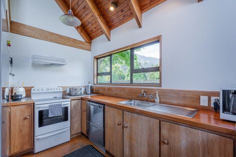 Photo of property in 24 Glen Venus, Pauanui, Hikuai, 3579