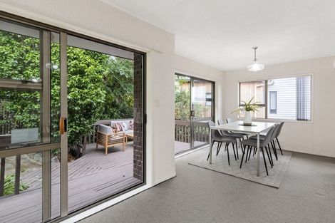 Photo of property in 2/19 Amante Crescent, Mairangi Bay, Auckland, 0630