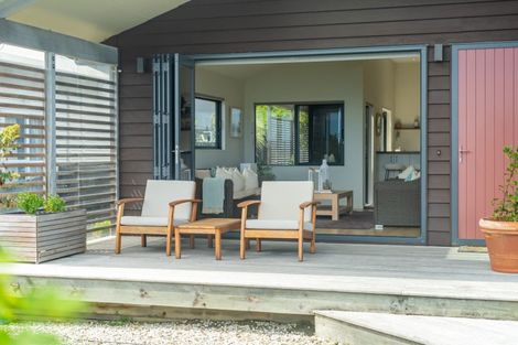 Photo of property in 43 Moana Road, Plimmerton, Porirua, 5026