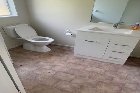 Photo of property in 2/236 Helston Road, Paparangi, Wellington, 6037