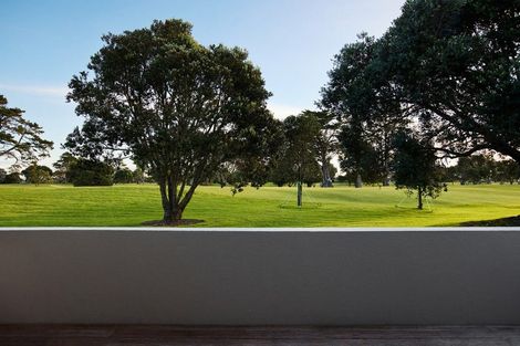 Photo of property in 184 Oceanbeach Road, Mount Maunganui, 3116
