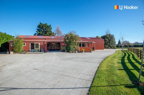 Photo of property in 100 Wingatui Road, Mosgiel, 9024