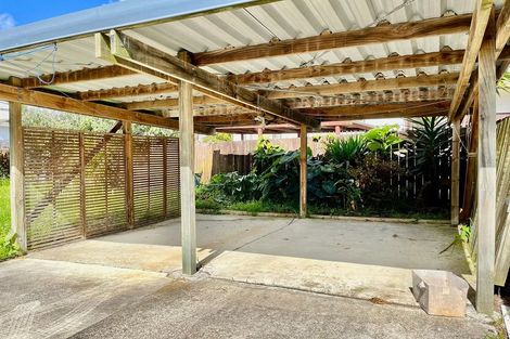 Photo of property in 46 Kelman Road, Kelston, Auckland, 0602