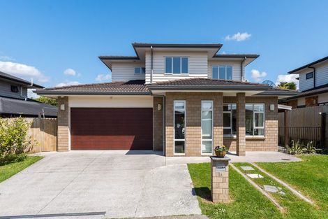 Photo of property in 16 Midhurst Avenue, Henderson, Auckland, 0612