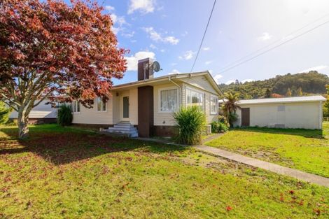 Photo of property in 2 Park Road, Western Heights, Rotorua, 3015