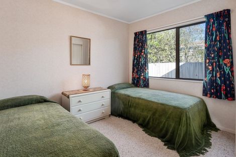 Photo of property in 6 Gibbs Place, Kinloch, Taupo, 3377