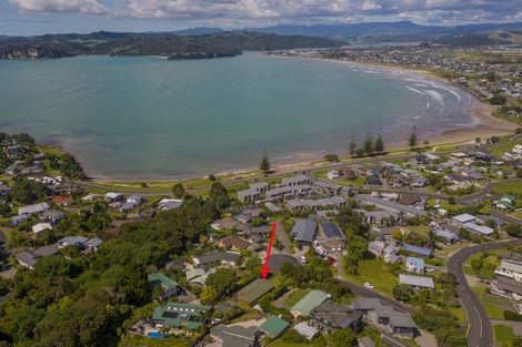 Photo of property in 2 Puriri Place, Whitianga, 3510