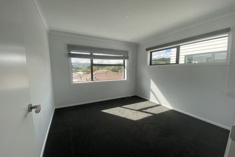 Photo of property in 7/64 Glen Road, Stokes Valley, Lower Hutt, 5019