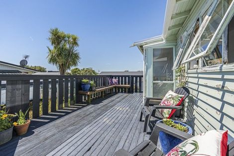 Photo of property in 141 Lemon Street, Strandon, New Plymouth, 4312