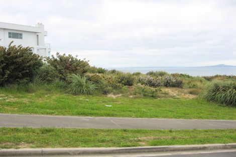 Photo of property in 23 Beauvoir Avenue, Matakatia, Whangaparaoa, 0930