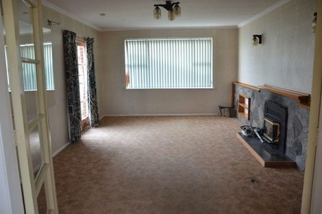 Photo of property in 13 Lyndhurst Crescent, Aranui, Christchurch, 8061