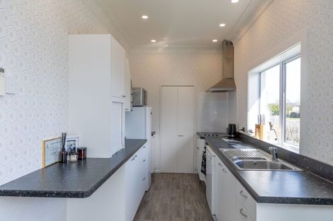 Photo of property in 30 Irving Street, Gore, 9710