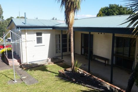 Photo of property in 7 Ries Street, Dannevirke, 4930
