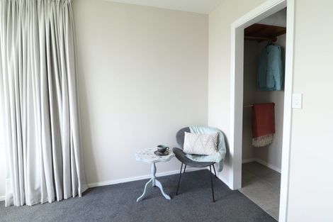 Photo of property in 17 East Street, Terrace End, Palmerston North, 4410