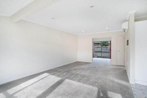 Photo of property in Holdsworth Villas, 46/2 William Donald Drive, Solway, Masterton, 5810