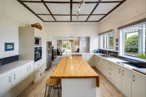 Photo of property in 10 Gaisford Terrace, Waipukurau, 4200