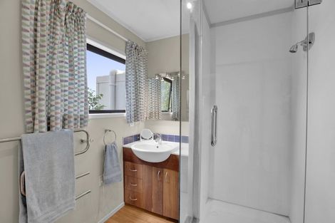 Photo of property in 135a Lake Crescent, Hamilton Lake, Hamilton, 3204