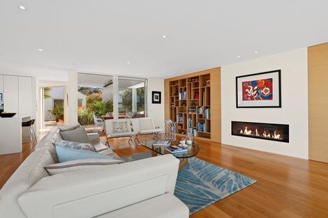 Photo of property in 117 Main Road, Redcliffs, Christchurch, 8081