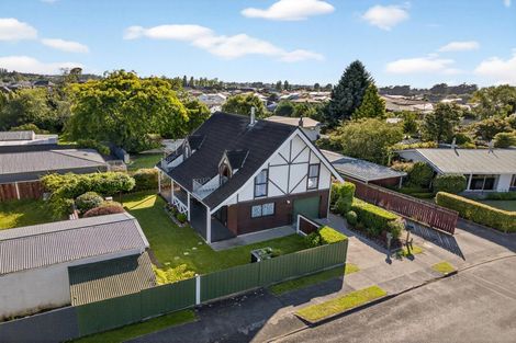 Photo of property in 1 Hornsby Street, Carterton, 5713