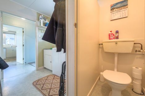 Photo of property in 19 Holloway Street, Waikiwi, Invercargill, 9810