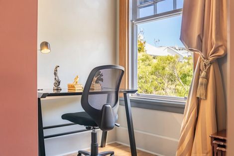 Photo of property in 24 Hobson Street, Thorndon, Wellington, 6011